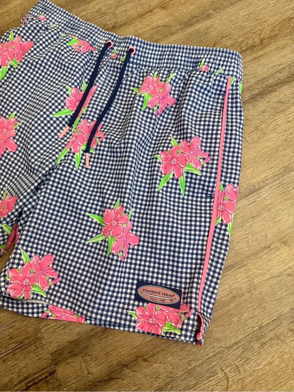 Vineyard Vines • Printed Chappy Swim Trunks